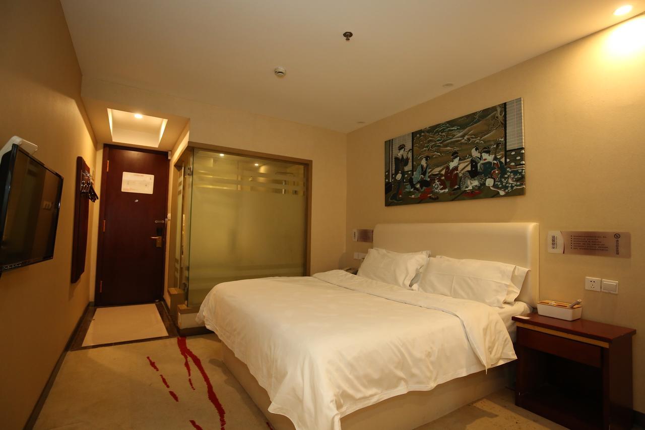 Crown Crystal Hotel Shanghai Exterior photo